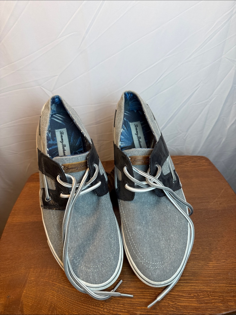 Tommy Bahama Men's Gray and Black Canvas Boat Shoes